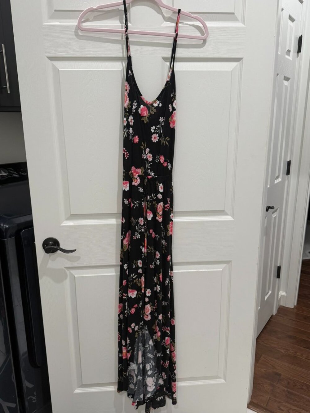 LASCANA Floral Maxi Dress Size 6 Black Pink Floral Spaghetti Strap